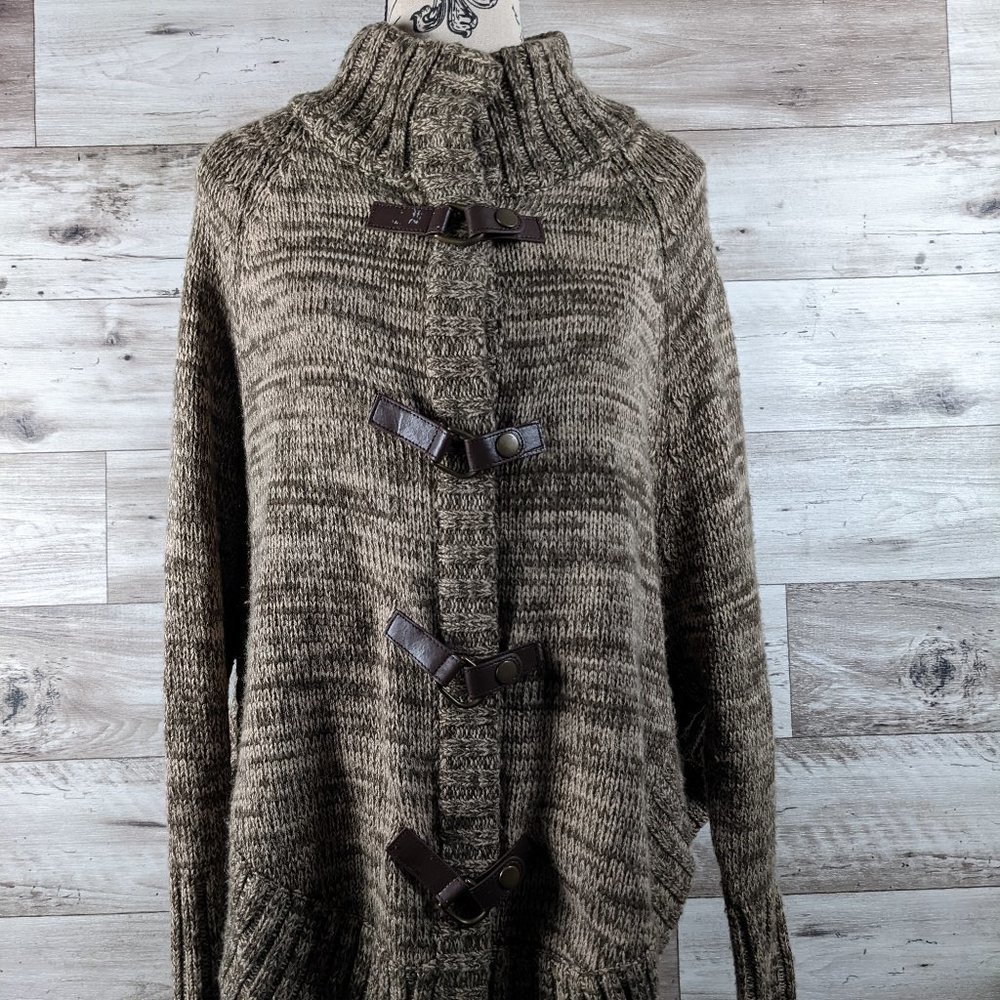 AZIZ* Women's Long Sleeve Turtle Neck Buckle/Snap Closure Crochet Sweater~ Small